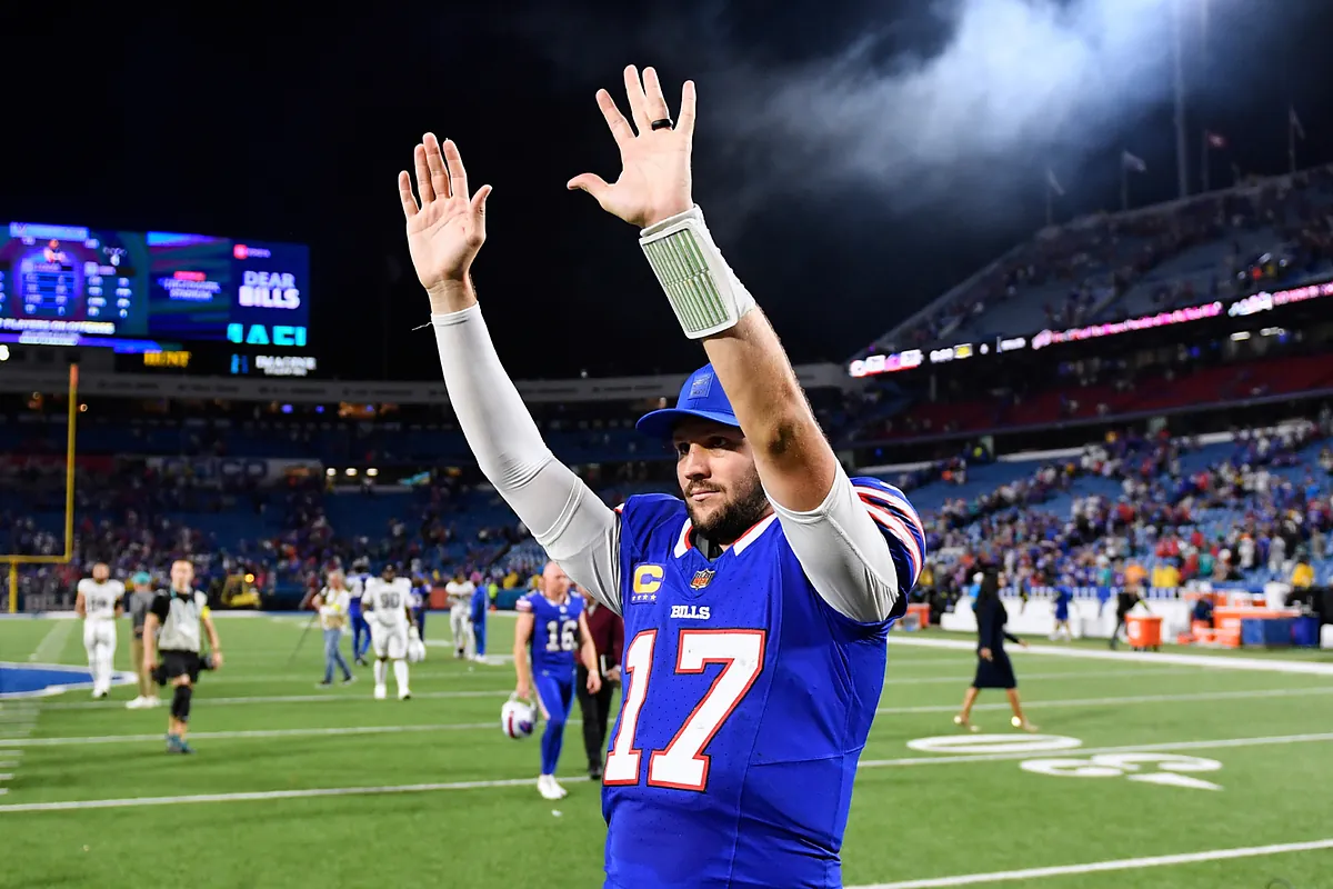 Bills’ Josh Allen receives a major off-field honor ahead of the game against the Falcons